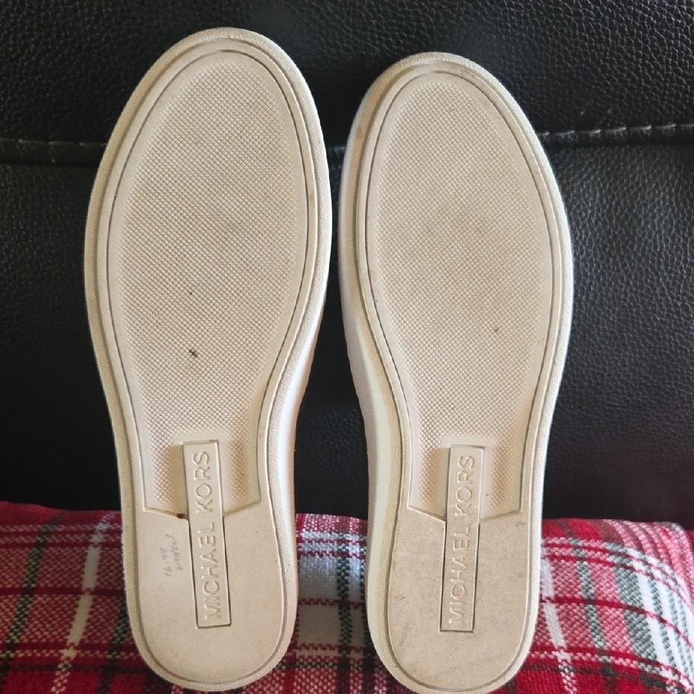 Michael Kors Textured Black and Cream Slip-Ons